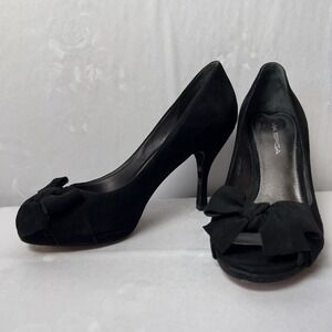 VIA‎ SPIGA Designer Pumps Italian Leather Suede Heels Bow Toe Cap Peep Size 7.5